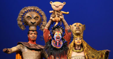 Foto di scena del musical "The Lion King" di Julie Taymor.